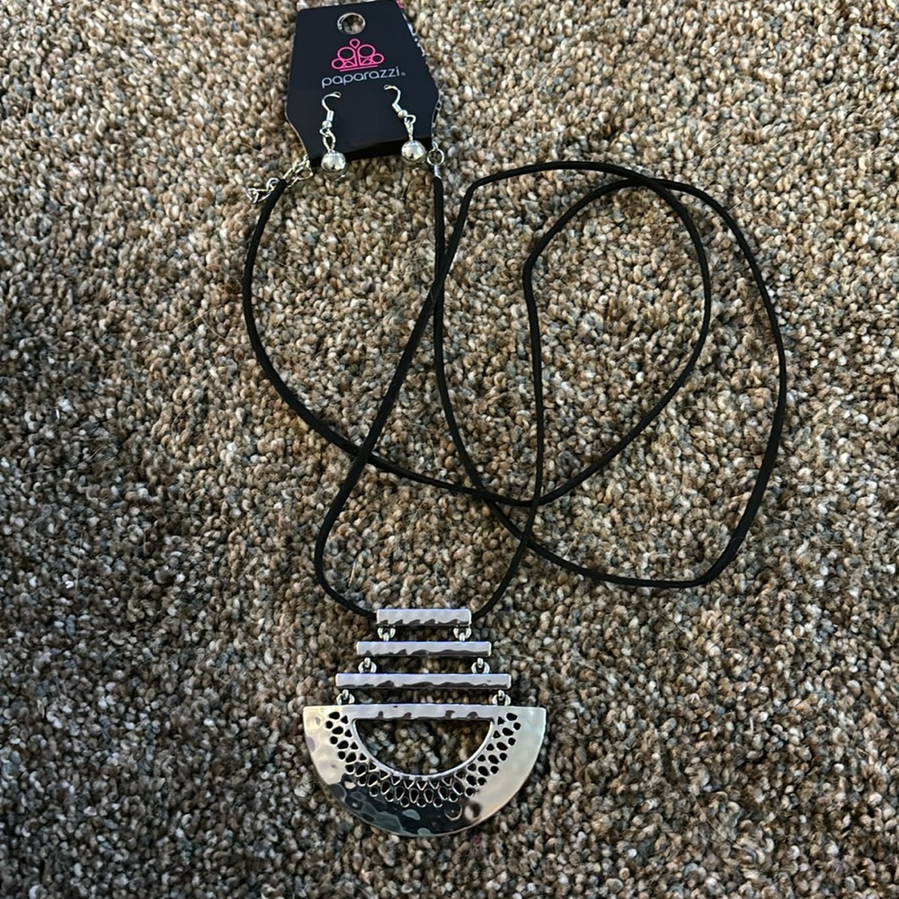 Paparazzi Black and silver tribal jewelry set
